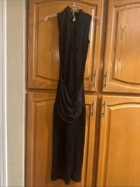 Black Sleeveless Lace Maxi Dress with Slit in front Draped Waist Never Worn